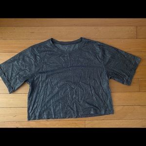 Lululemon crop tee